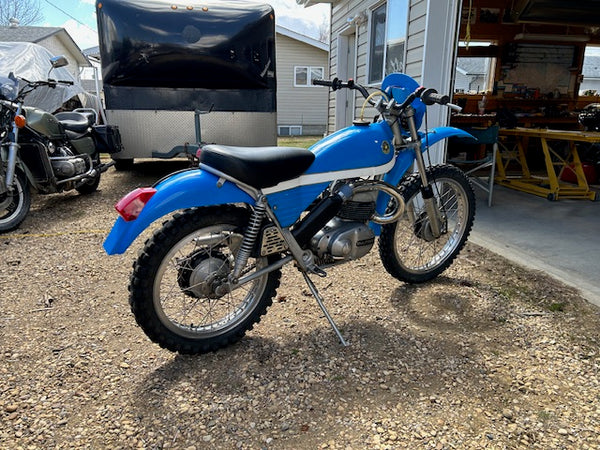 IT Preston Petty Vintage, Universal Rear Fender, with Taillight Assembly, Bultaco Blue- Sale!